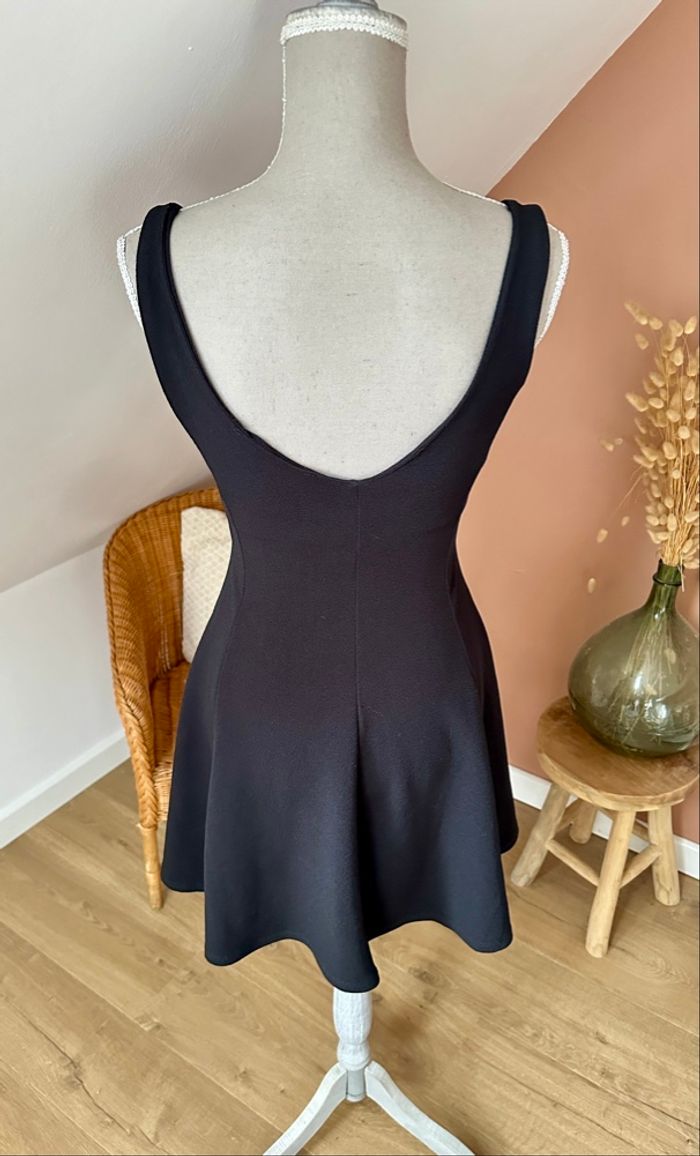 🍃 Robe noire patineuse – La Halle – Taille S – Très bon état - photo numéro 5
