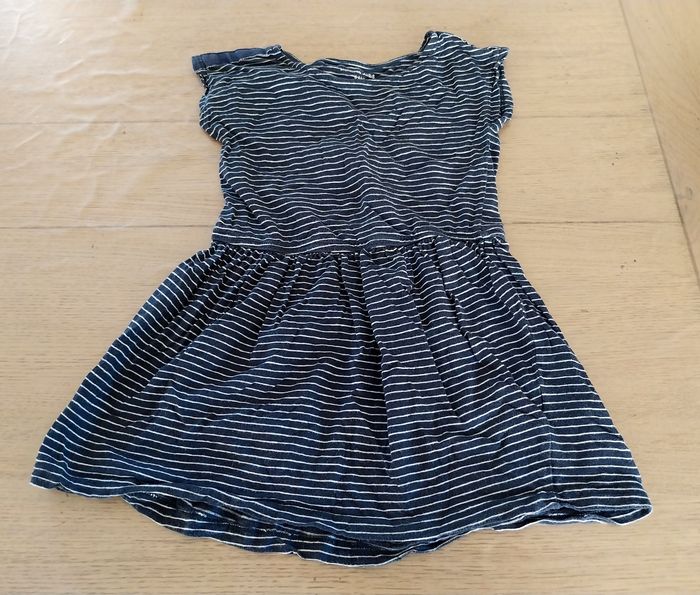 Robe été fille 6ans en bon état - photo numéro 2