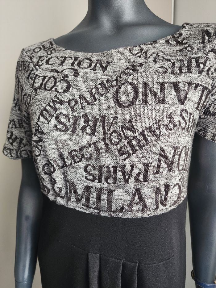 Très jolie robe. Jus d'Orange. Taille 38 - photo numéro 2