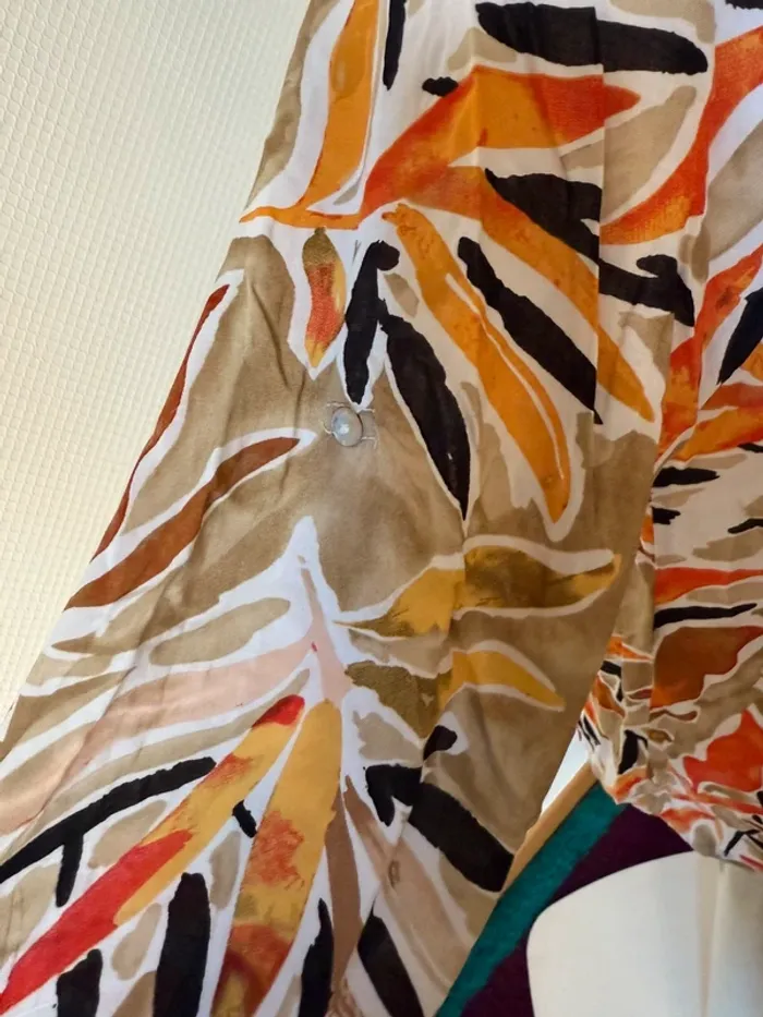 Blouse coloré en très bon état taille 38-40 - photo numéro 4