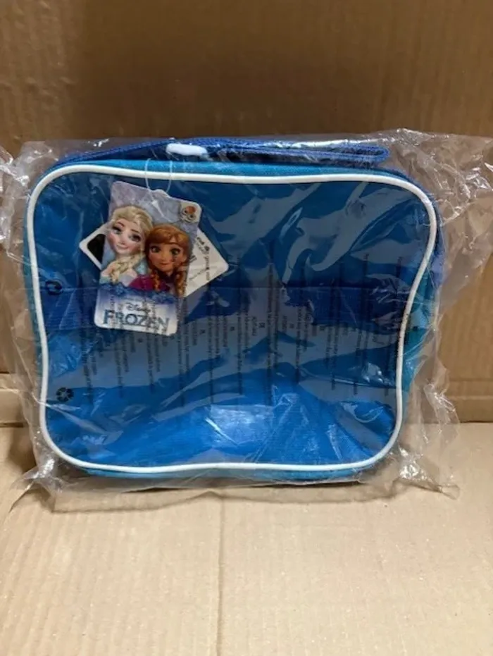 sac a gouter isotherme disney la reine des neiges - photo numéro 8