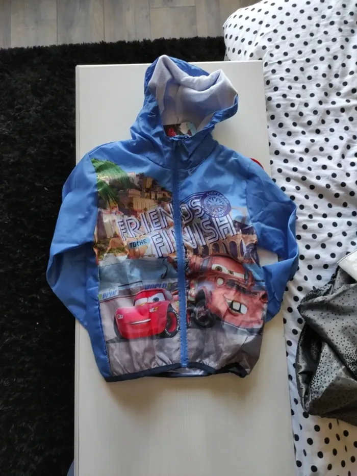 Coupe vent Disney cars neuf