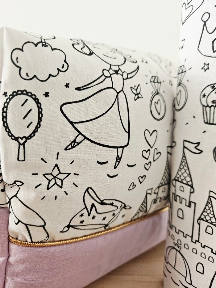 Lot protege carnet / trousse de toilette - photo numéro 4