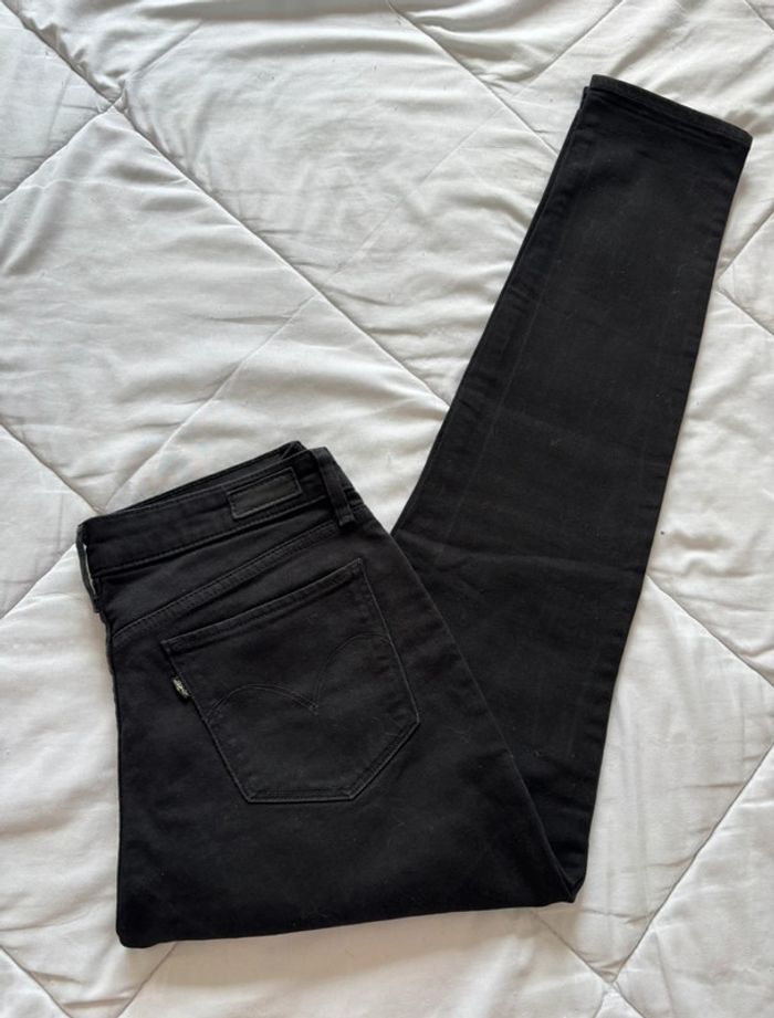 Jean levi’s noir demi curve slim femme mi taille / taille basse taille S/36 L32 - photo numéro 2