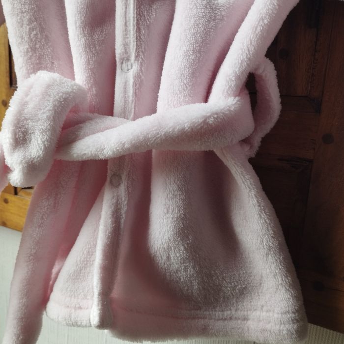 Peignoir ceinturé à capuche tout doux pour bébé 6/9 mois - photo numéro 2