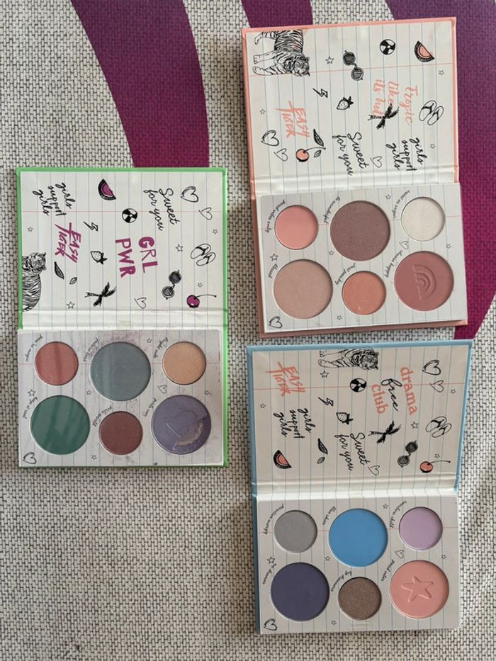 lot 3 palettes de maquillage