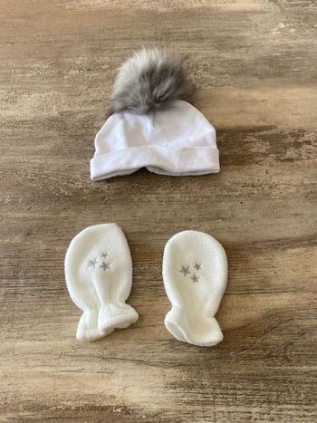 Ensemble bonnet + moufle bébé maternité puériculture