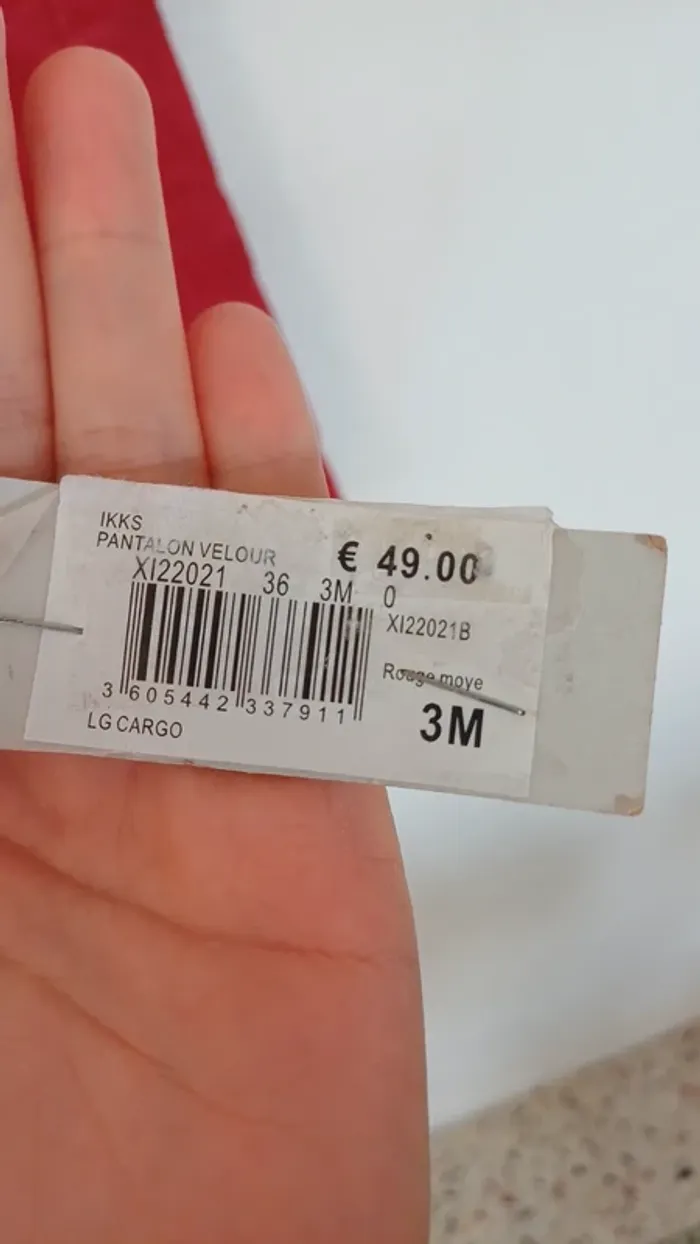 Pantalon IKKS bébé garçon 3 mois – velours rouge – neuf avec étiquette - photo numéro 2