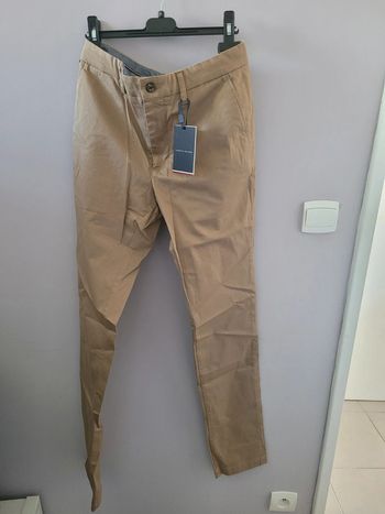Pantalon chino taille 30W/34L Tommy Hilfiger neuf avec étiquette