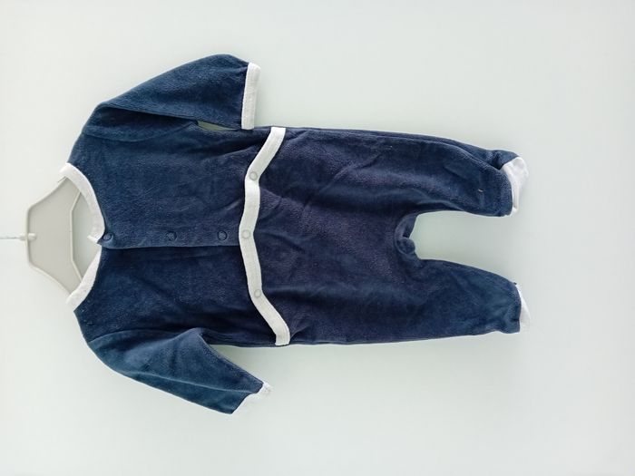 Pyjama d'hiver Gémo en très bon état 1 mois - photo numéro 2