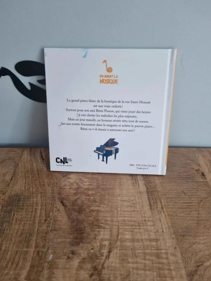 Livre enfant il faut sauver le piano blanc - photo numéro 5