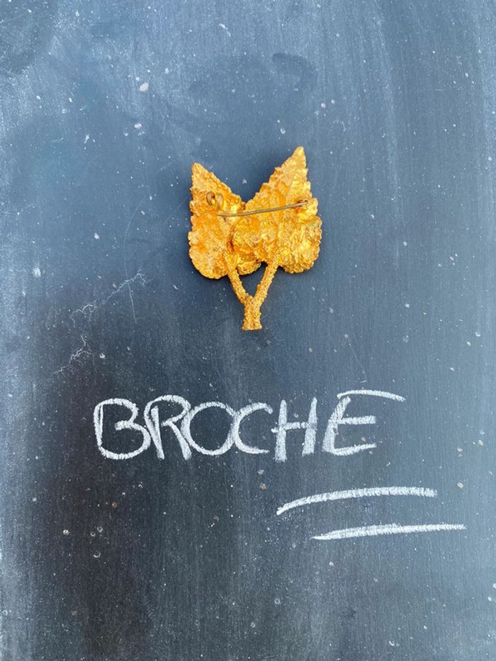 Broche - photo numéro 2
