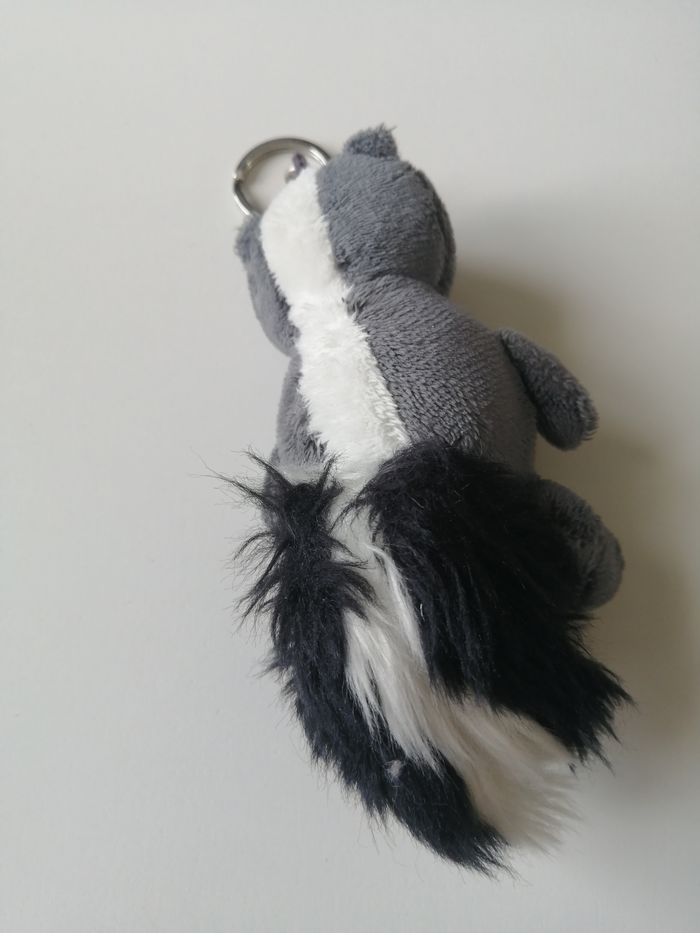 peluche moufette porte-clés - photo numéro 4