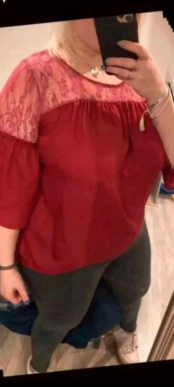 Haut  rouge