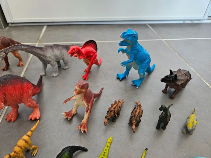 Lot de 21 dinosaures, Bon état, très propres - photo numéro 6