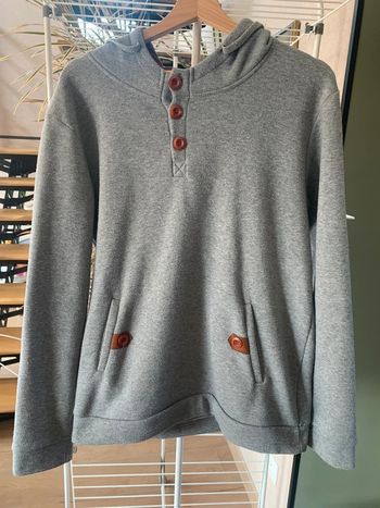 Pull à capuche gris  L