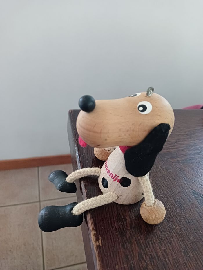 Chien en bois - photo numéro 2