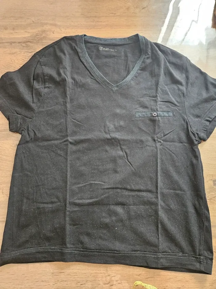 T-shirt homme noir retailler