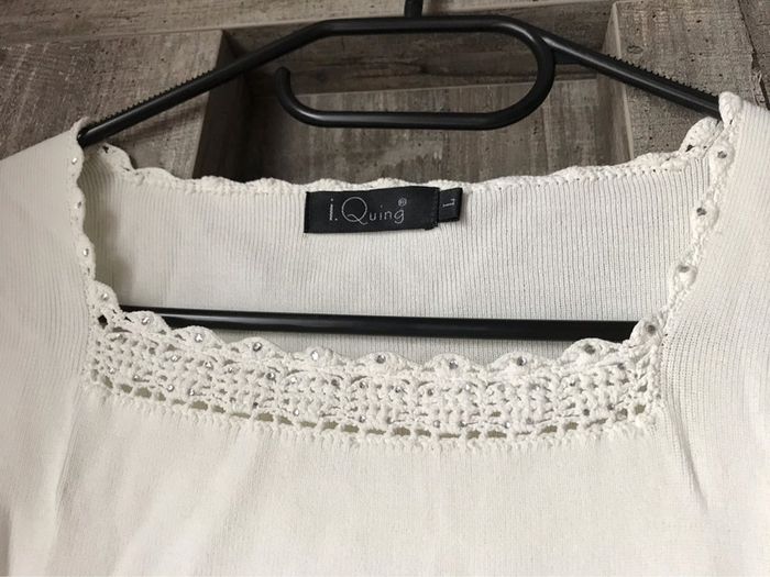 Pull léger  blanc à strass et broderie ajourée i.quing taille L - photo numéro 3