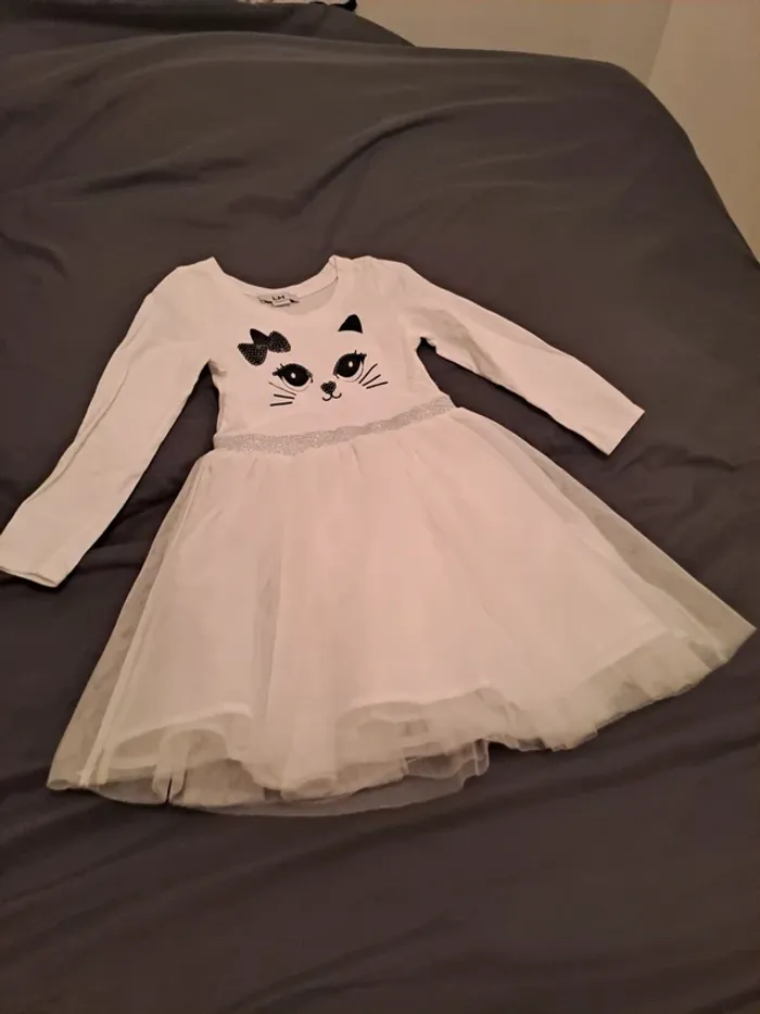 Robe blanche la halle