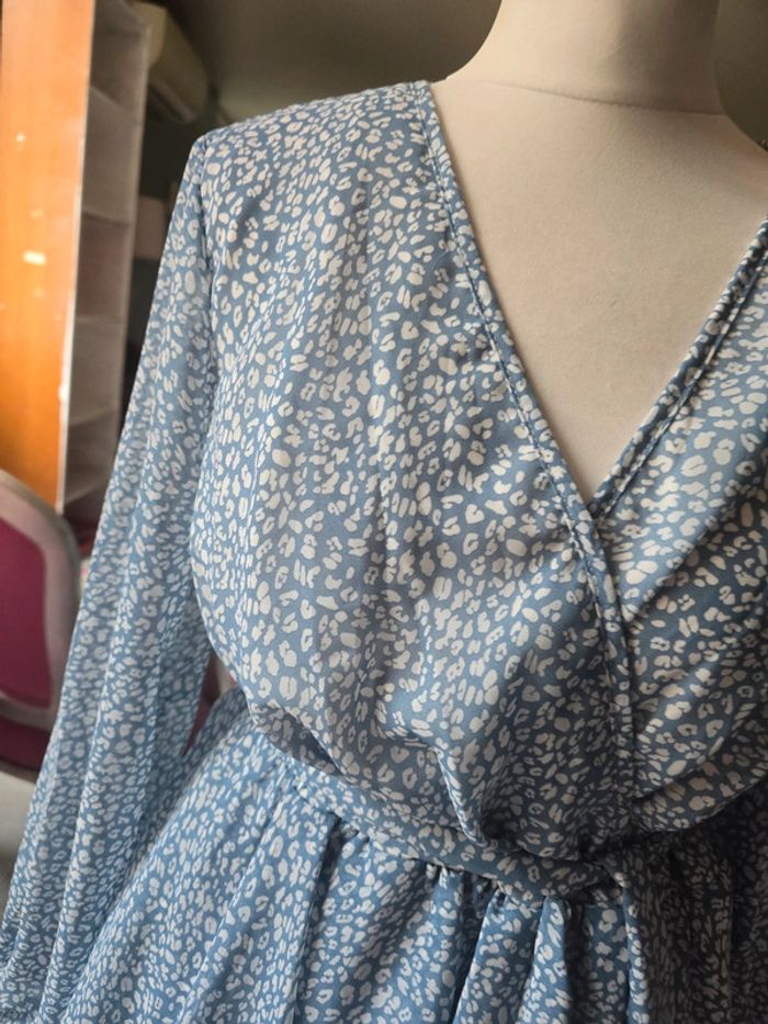 Robe printanière taille L - photo numéro 4