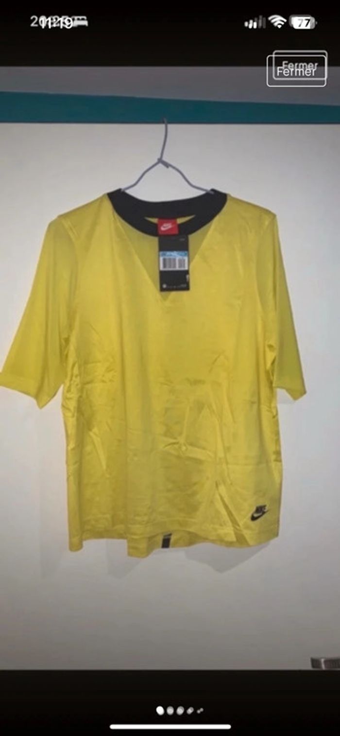 T shirt Nike taille M neuf