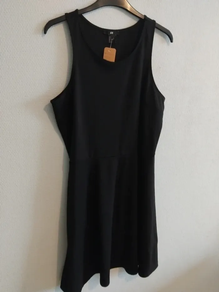 Robe h&m taille L - photo numéro 3