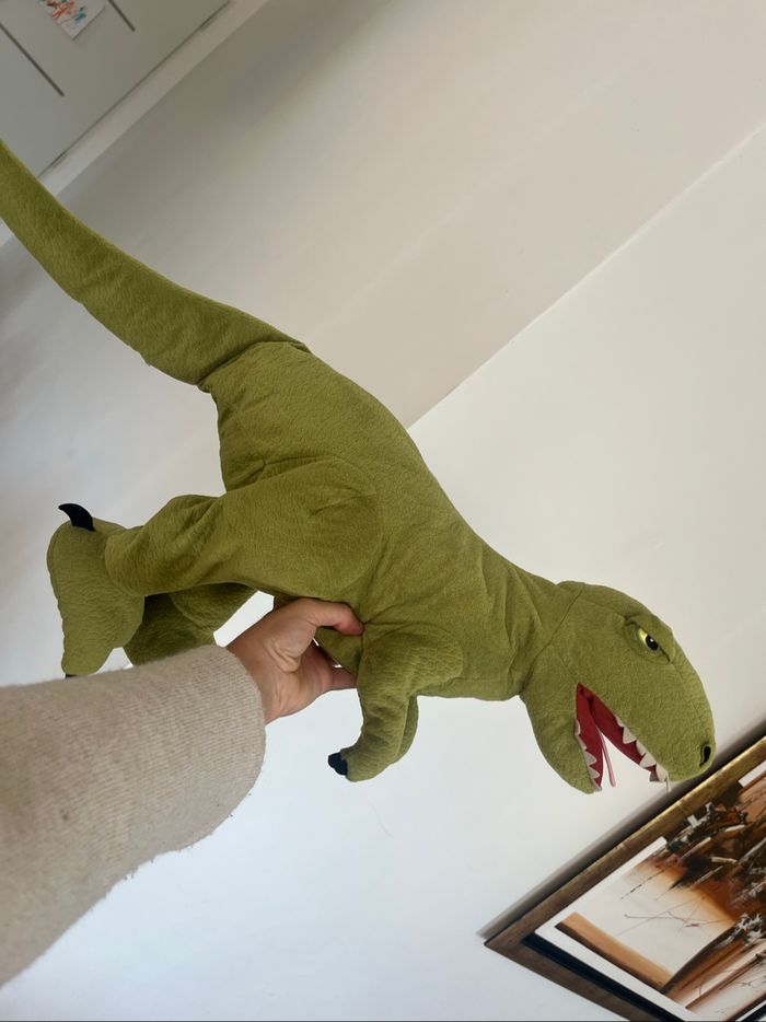 Lot peluches dinosaures - photo numéro 2