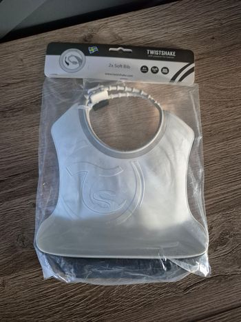 Lot de 2 bavoirs Twistshake