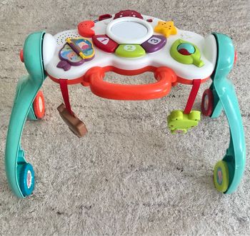 Trotteur / Table d’activités / Portique d’éveil Vtech