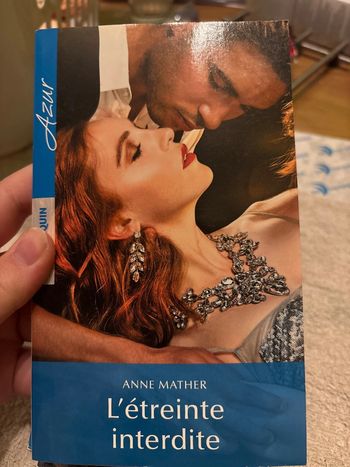 L’étreinte interdite