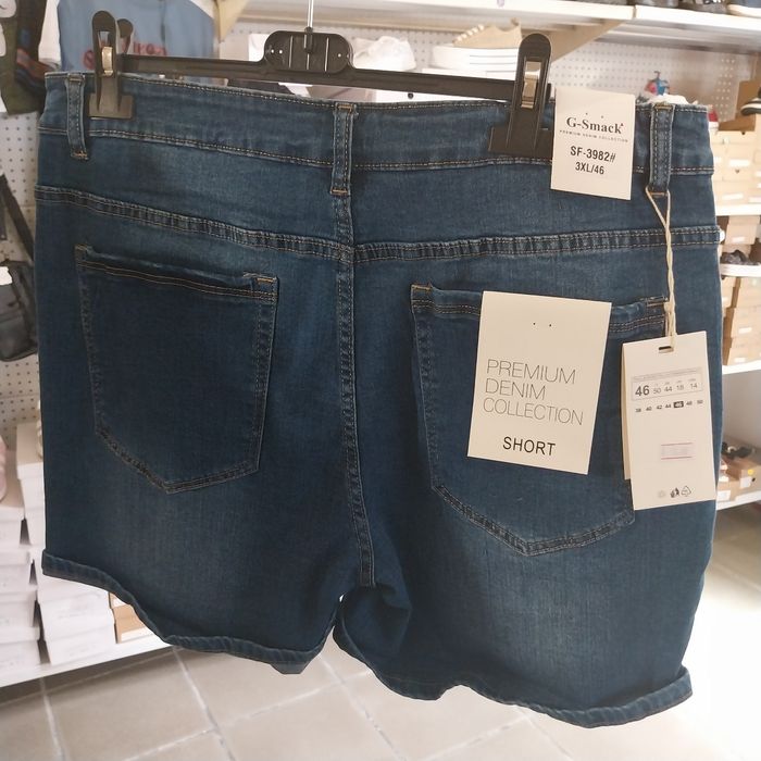 Short 46 - photo numéro 2