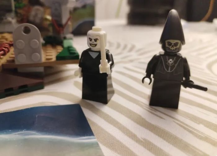 Lego Harry Potter 75965 La résurrection de Voldemort - photo numéro 4