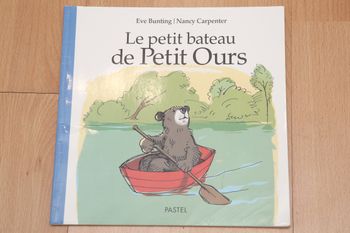Le petit bateau de Petit Ours