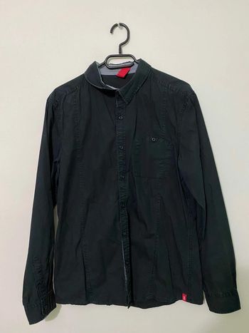 Chemise coupe cintrée manches longues noire EDC
