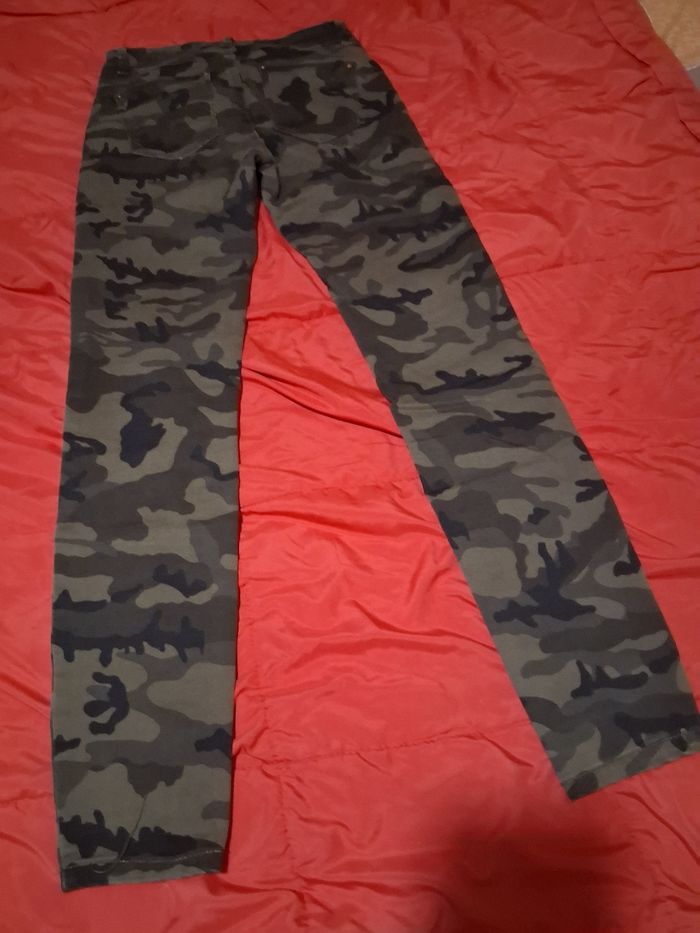 Jean camouflage taille 36 stradivarius - photo numéro 4