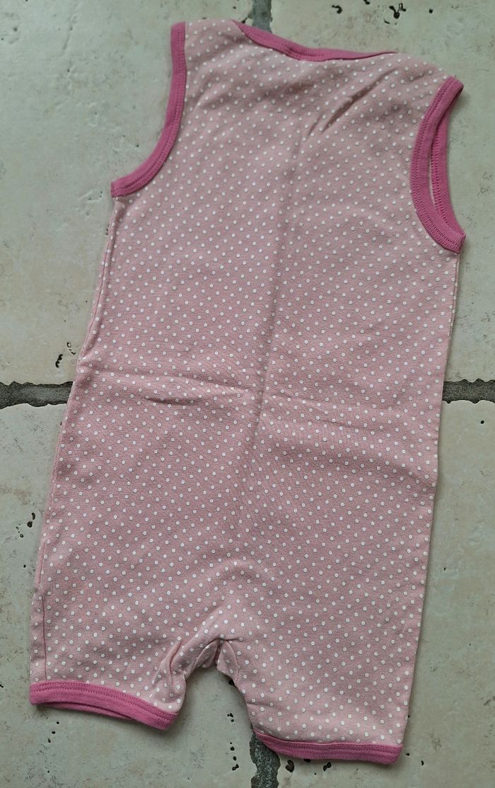 Combishort rose Minnie Disney - 3 ans - photo numéro 2