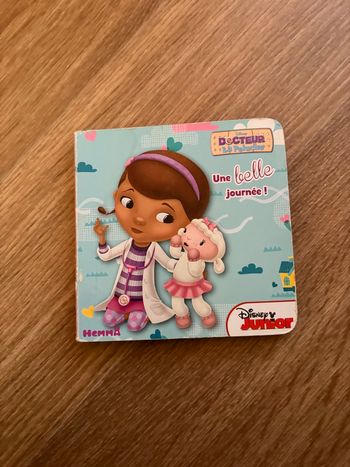 Livre docteur la peluche