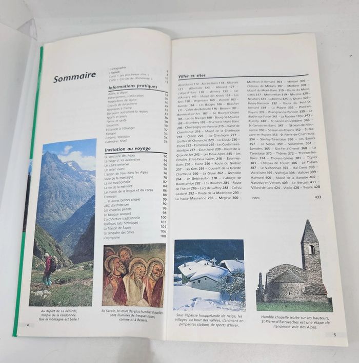 "Le guide vert. Michelin. Alpes du Nord. Savoie Dauphiné".
446 pages.
ISBN : 2.06.030105.X - photo numéro 3