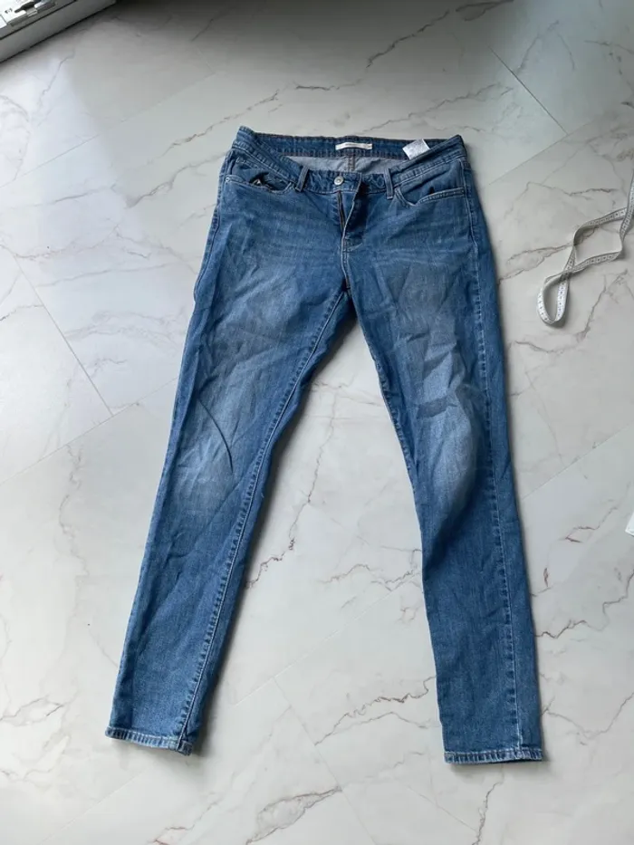 Jean levi’s 711 skinny 30 - photo numéro 2