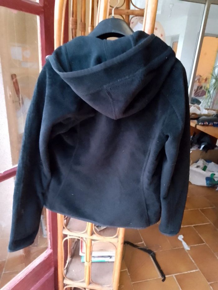 Gilet polaire à capuche - photo numéro 3