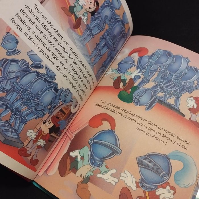 Livre enfant Disney Club du livre Mickey le prince et le pauvre - photo numéro 4
