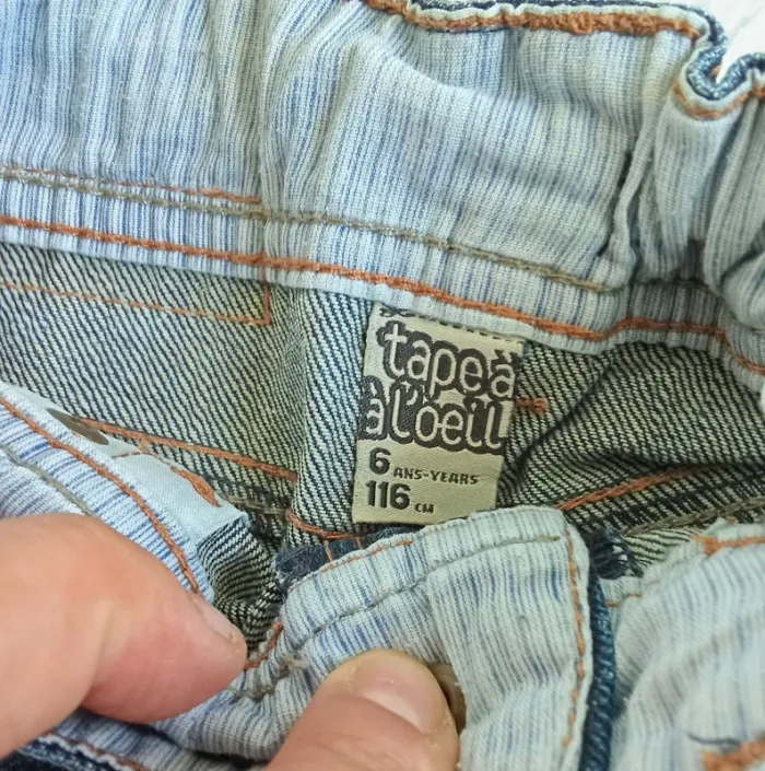 Jeans garçon ⭐ très bon état ⭐ Taille 6 ans ⭐ tape a l'oeil - photo numéro 2