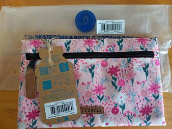 Pochette neuve cabaïa