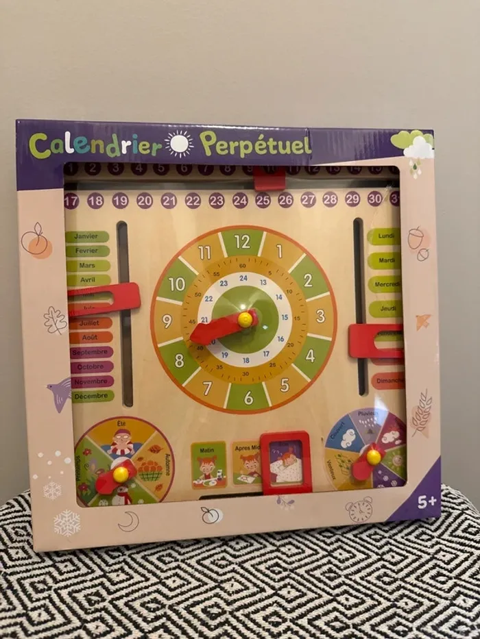 WDK - Calendrier Perpétuel en Bois -5 ans et plus