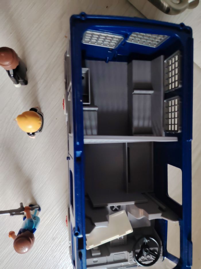 Fourgon police playmobil - photo numéro 2