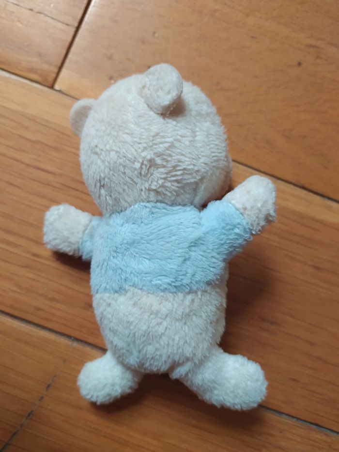 Peluche qui ressemble à un bébé Winnie l'ourson - photo numéro 4
