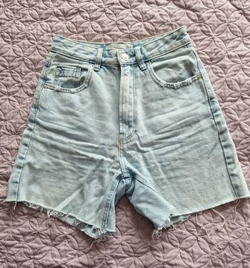 Short Stradivarius femme 34