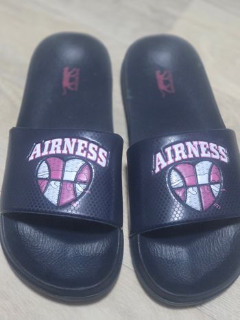 Claquette airness taille 38 39