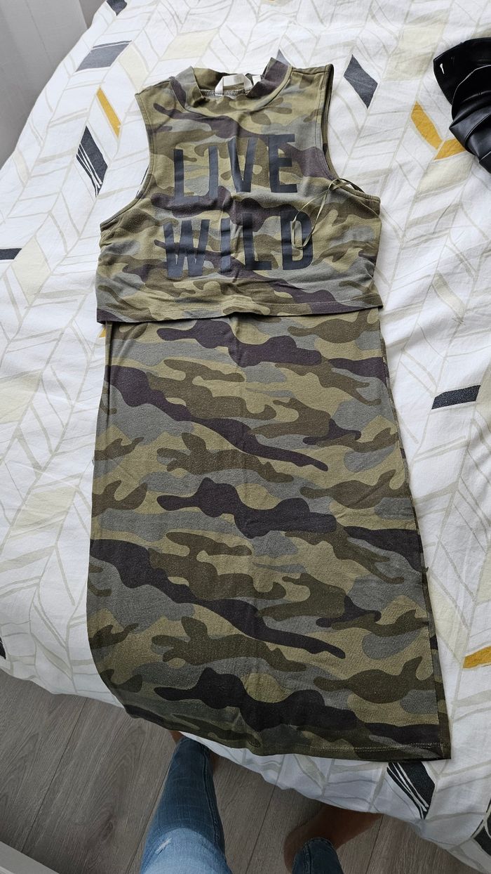 Robe kaki